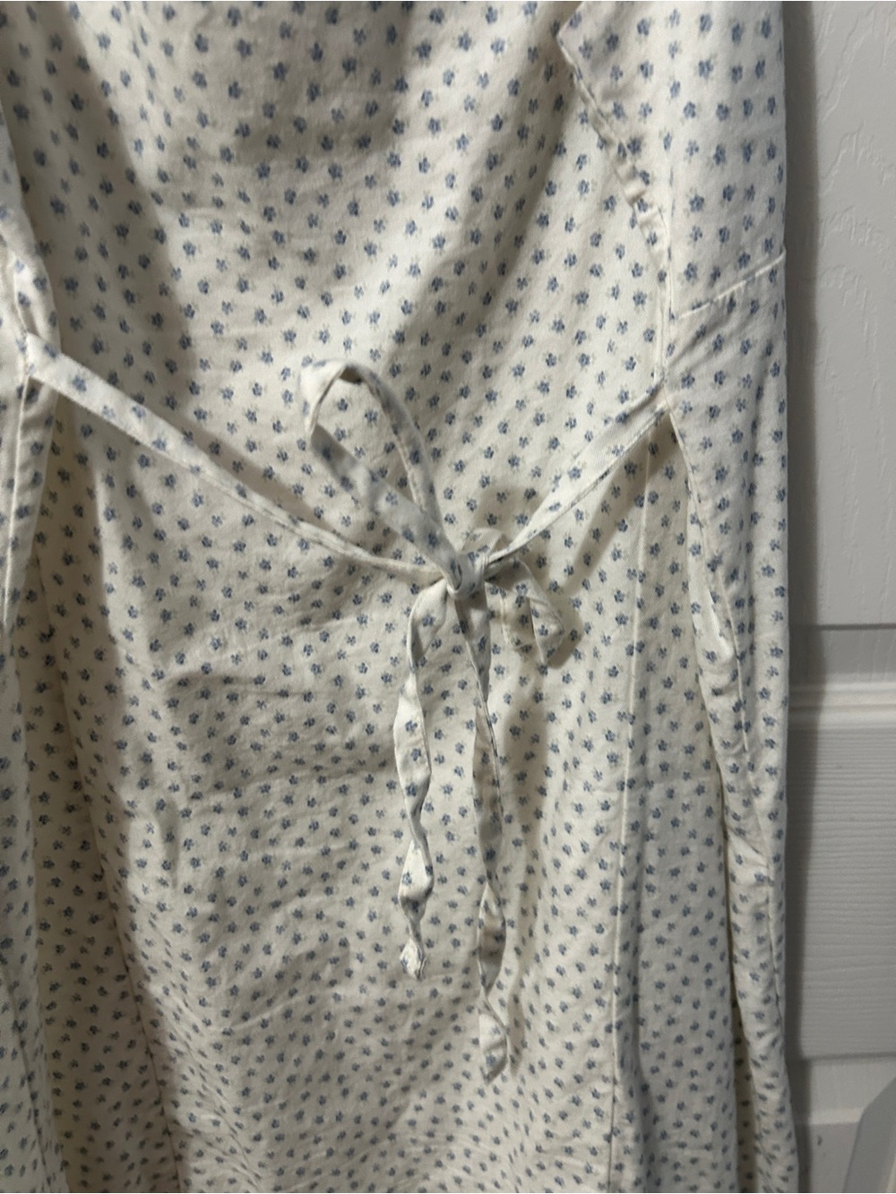 Brandy Melville Cream Mini Dress with Tiny Blue Floral Pattern - Picture 4 of 5